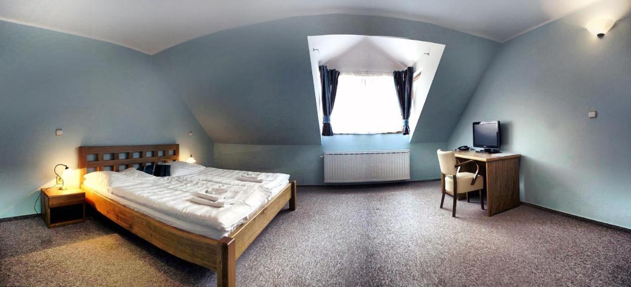 Hotel Farma Vysoka Chrastava الغرفة الصورة